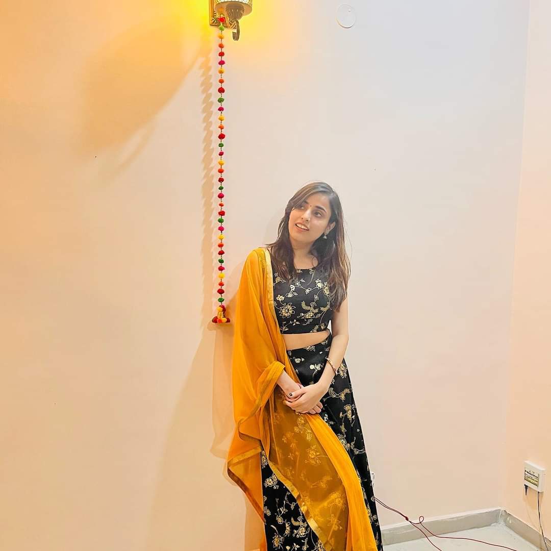 Ms. Divya Singh Chauhan : eneral Manager of SunShine Grocery Store